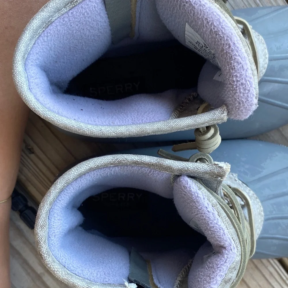 Sperry Women's Taupe Canvas & Gray Rubber Duck Boots